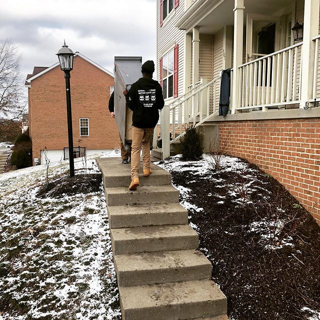 Trusted eviction movers in Coraopolis, PA area Experienced eviction moving crew in Coraopolis, PA